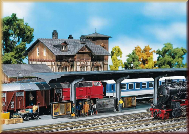 2 Bahnsteige (Faller 131305)